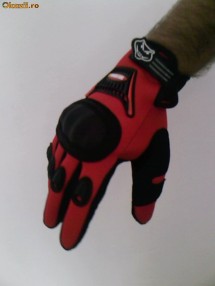 SUPER MANUSI MOTO - PROTECTII CARBON - NOI !!! foto SUPER MANUSI MOTO - PROTECTII CARBON - NOI !!! foto