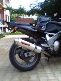 fzr 600, 400 3he 3rg model 89-93 roata spate completa foto