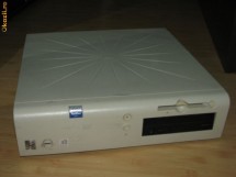 Desktop/Server PIII Dell foto