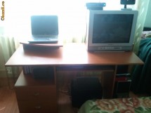 birou scolar/laptop office desk foto
