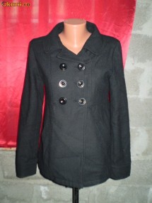 PALTON PULL BEAR primavara  DAMA  L foto