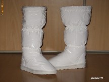 CIZME GEN UGG LUCIOASE SUPER PRET foto