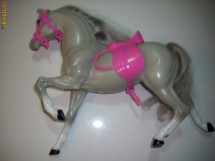 cal pentru papusi barbie foto