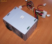 Vand sursa Unipower 400W cu SATA si 4 molex foto