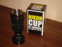 Cana Nikon Lens 1:1 AF-S 24-70mm f/2.8 - Nikkor Lens Coffee Cup Mug D70 cu ZOOM foto