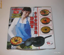 TIGAIA MAGICA DRY COOKER VAZUTA LA TV 26 CM TRANSPORT GRATUIT SAU DOAR 9.9 LEI PRIN FAN COURIER +CADOU IN VALOARE DE MAXIM 10 LEI foto