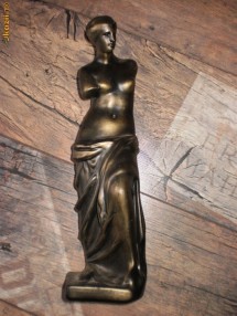 Statuieta Venus, nud, ceramica foto