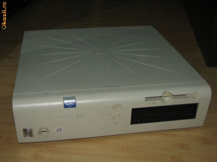Desktop/Server PIII Dell foto mare