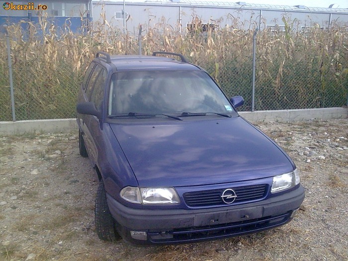 Dezmembrez Opel Astra F CARAVAN, 1.6 MULTIPUNCT, an 1996 foto mare