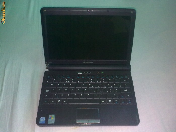 Notebook Lenovo foto mare