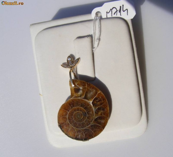 Pandant UNICAT melc fosilizat aur 14K, 5.8g, ornat si cu 9 BRILIANTE !!! foto mare