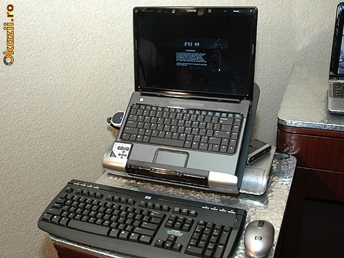 HP xb3000 Notebook Expansion Base, Stand All-in-One foto mare