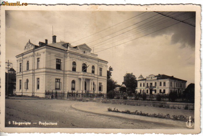 Targoviste - Prefectura - 1939 foto mare
