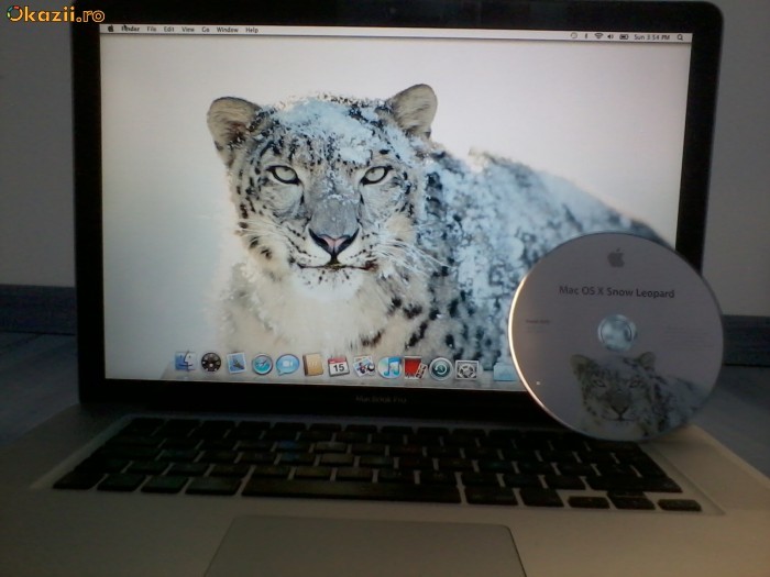 Apple MacBook Pro foto mare