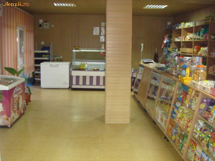 INCHIRIEZ SPATIU COMERCIAL... foto mare
