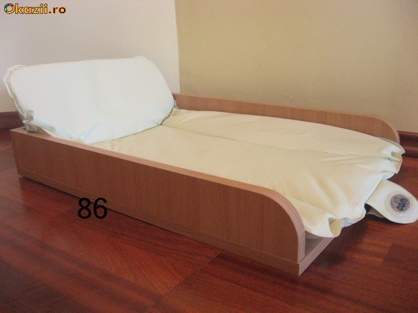 ~~~ Suport lemn+Salteluta muzicala infasat bebe CAM~~~ Numai 50 RON ~~~ foto mare
