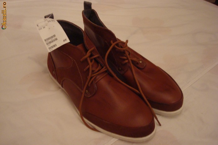 GHETE H&M FASHION BARBATI -CULOARE MARO- foto mare