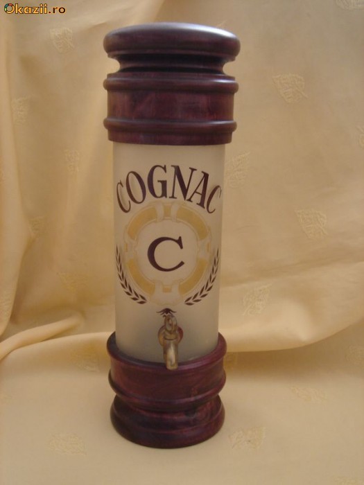 IMPRESIONANT DECANTER PENTRU CONIAC foto mare